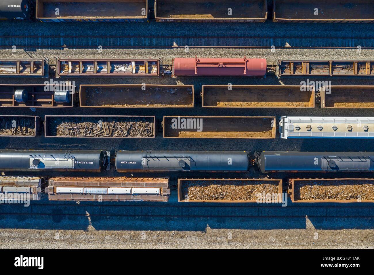 Detroit, Michigan - Eisenbahnwagen, die auf einem Eisenbahnhof im Südwesten von Detroit warten. Stockfoto