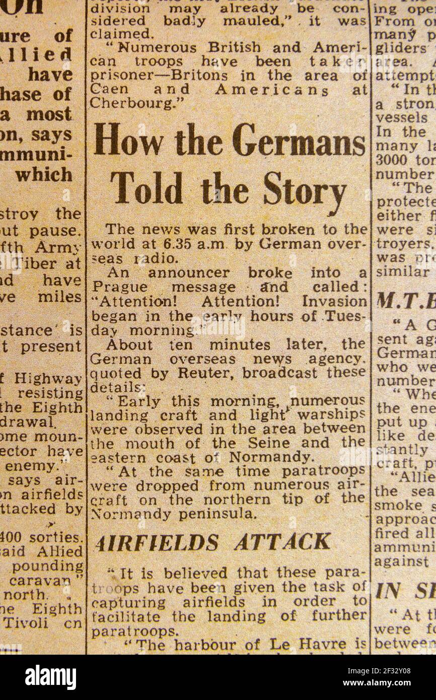 „How the Germans Told the Story“ mit Blick auf erste deutsche Berichte über die Landungen am D-Day, Evening Standard Zeitung (Replik) am 6. Juni 1944. Stockfoto