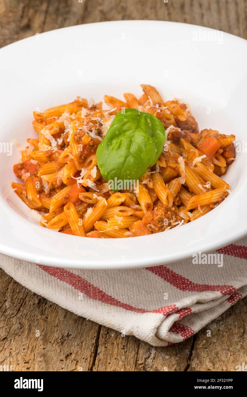 Rigatoni-Nudeln Stockfoto