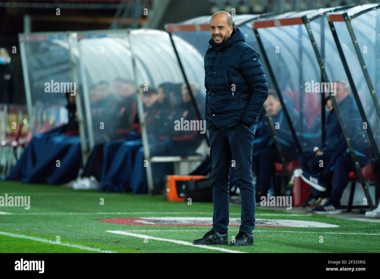 Pascal Jansen beim Eredivisie Spiel AZ-FC Twente am 13 2021. März in Alkmaar Niederlande Credit: SCS/Sander Chamid/AFLO/Alamy Live News Stockfoto