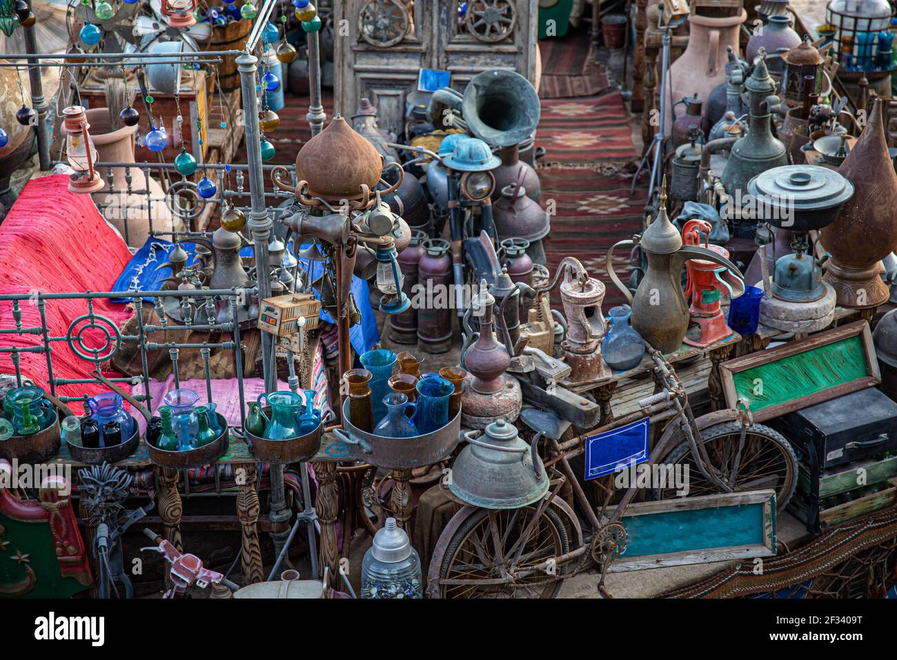 Fragment des ursprünglichen Designs des beliebten Farsha Café in Hadaba Bezirk, Sharm El Sheikh, Ägypten. Stockfoto