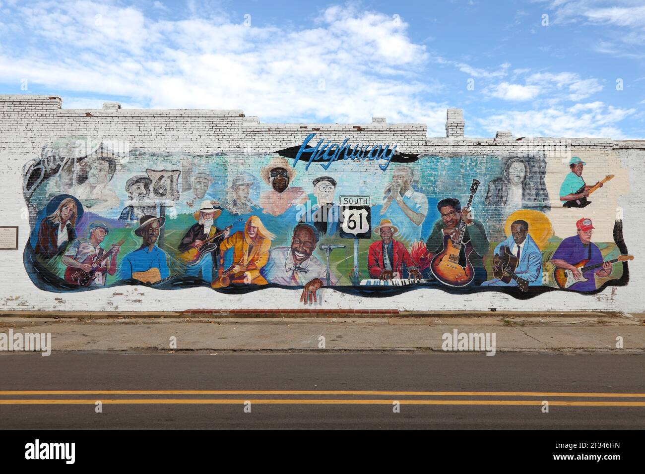 Geographie / Reisen, USA, Mississippi, Leland, Hayway 61 Mural mit Blues-Musiker, Leland, Additional-Rights-Clearance-Info-not-available Stockfoto