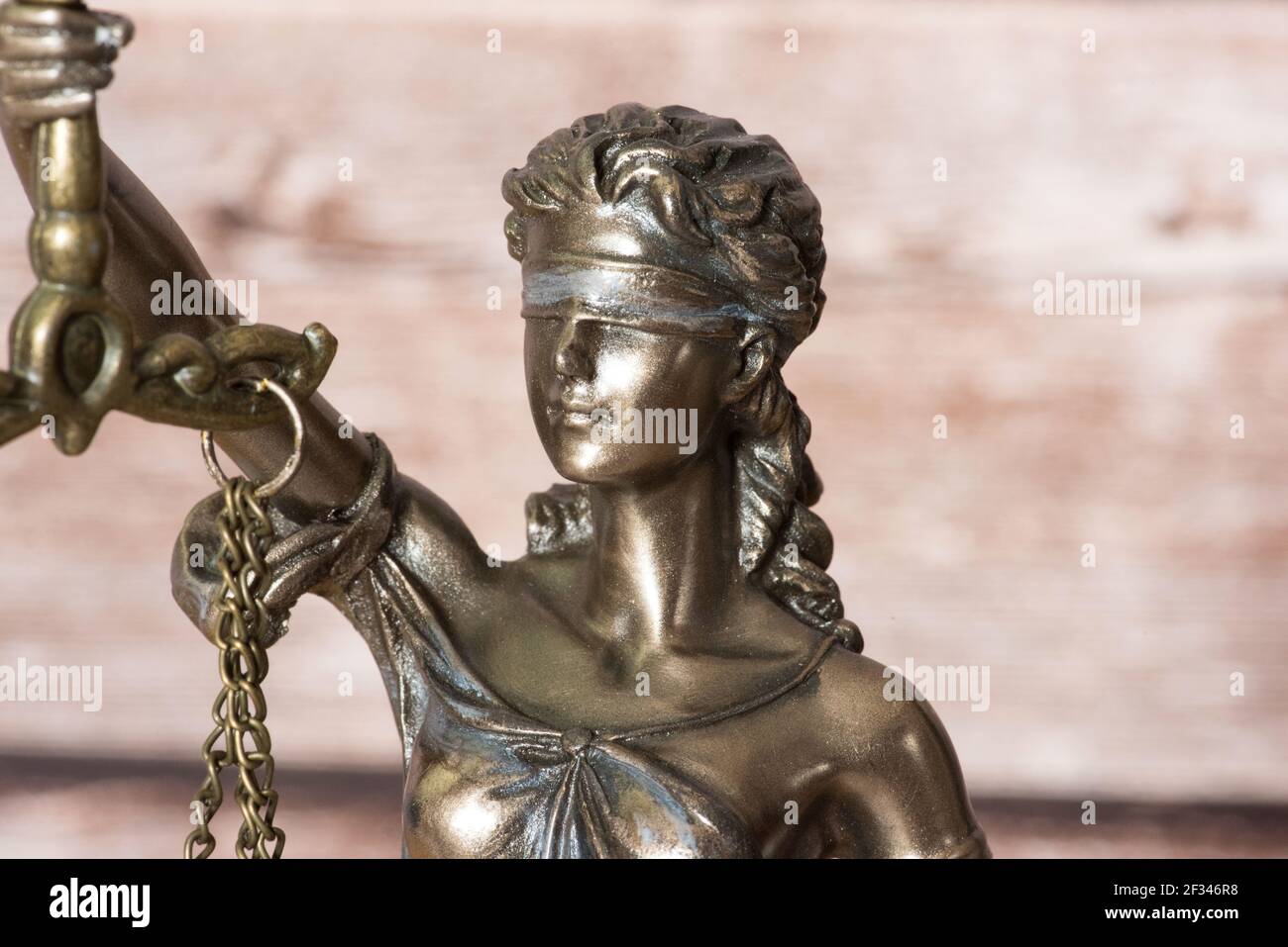 Figur der Lady Justice Göttin der Gerechtigkeit Stockfoto