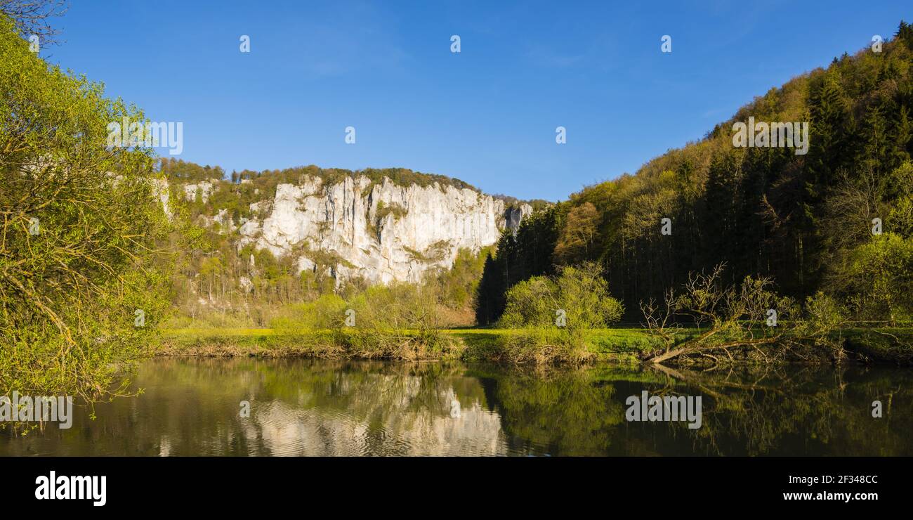 Geographie / Reisen, Deutschland, Baden-Württemberg, Naturschutzgebiet Obere Donau im Frühjahr, Schwäbische Berge, Panorama-Freiheit Stockfoto