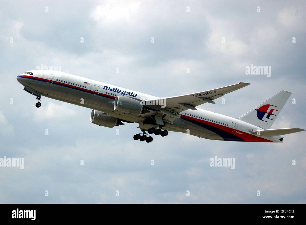 15-03-2021 - Generic Airplanes - 9M-MRA - Malaysian Airways - Boeing 777. Seriennummer 28048, Typ B777-2H6 er. Erstflug am 26,03.1997, geliefert Stockfoto