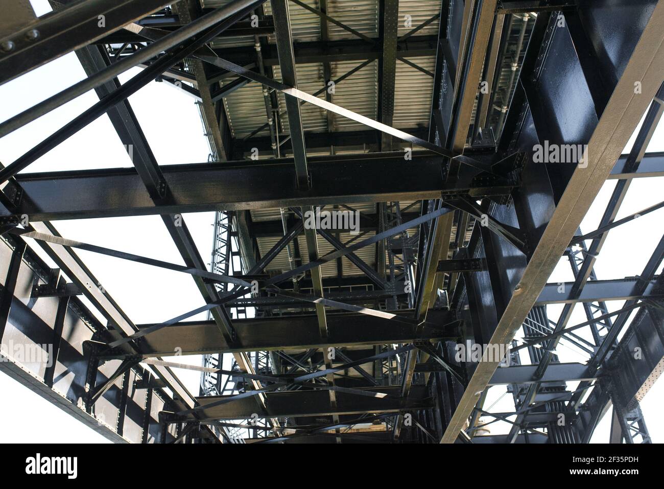 Tacoma, Washington, USA. März 2021. Murray Morgan Bridge. Seehafen. Konstruktionsdetails Stockfoto