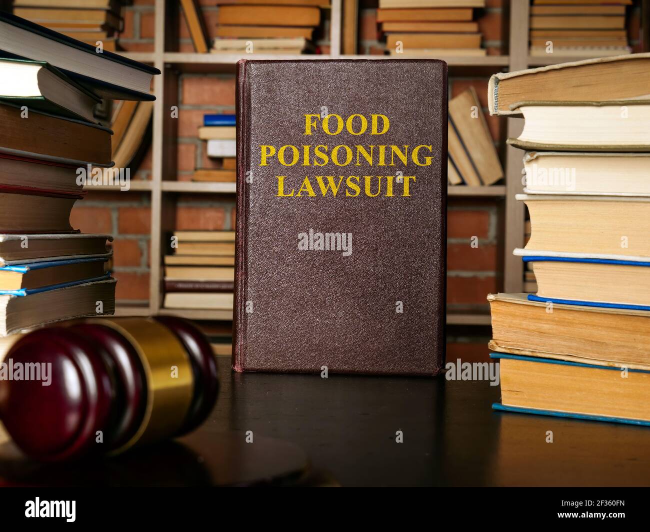 Lebensmittelvergiftung Klage Buch und Gesetze mit gavel. Stockfoto