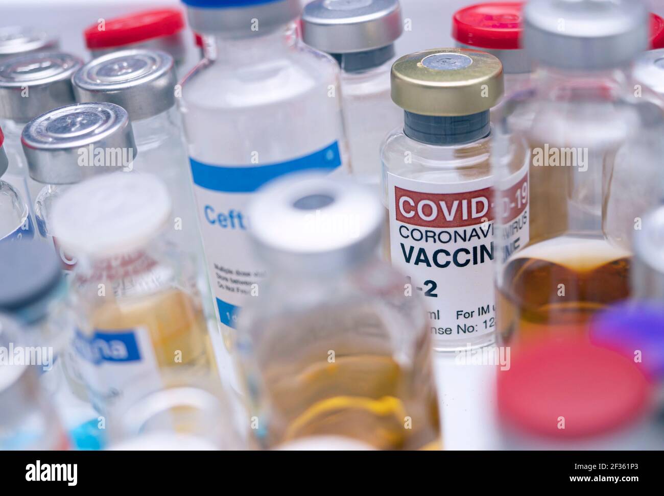 Coronavirus covid-19-Impfstoff in einem Labor, konzeptuelles Bild Stockfoto
