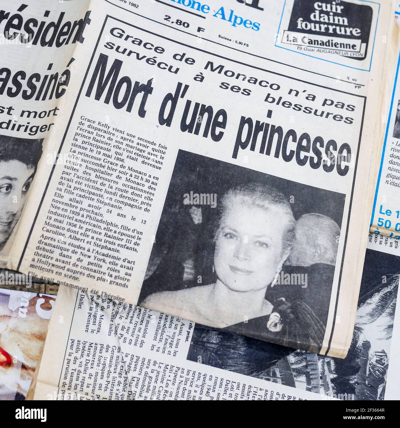 Tod von Bechir Gemayel und Grace Kelly, Zeitung, Frankreich Stockfoto