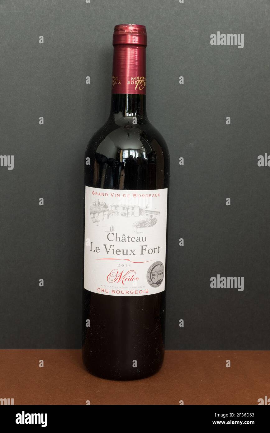 Flasche Rotwein Stockfoto