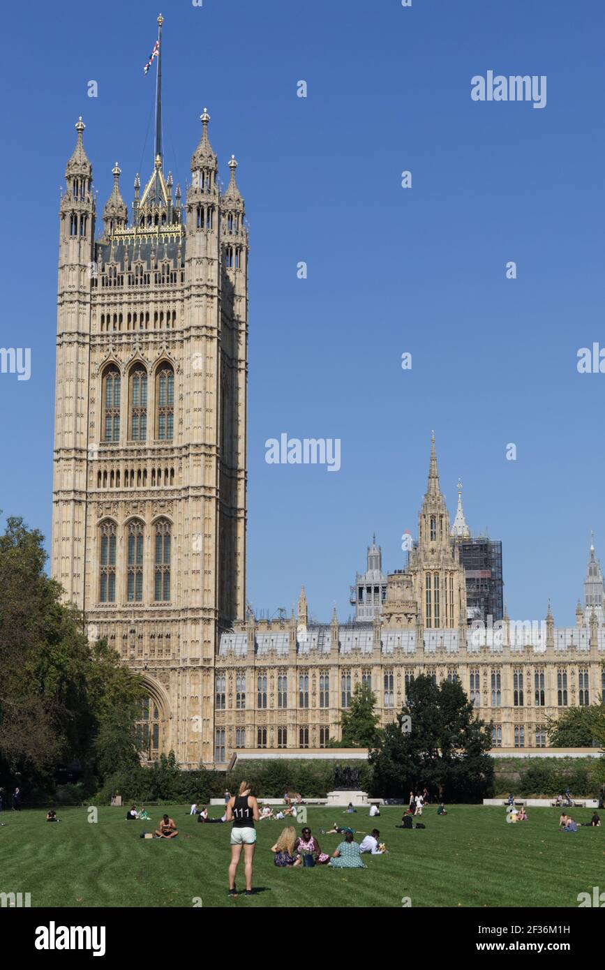 Victoria Tower Gardens Der Geheime Raum Versteckt Sich Hinter Dem Parlament Stockfoto