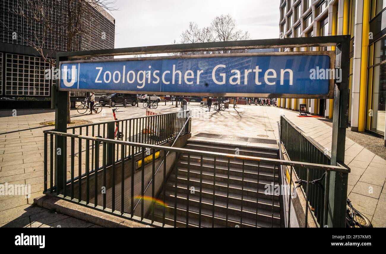 U bahn im berliner zoo Fotos und Bildmaterial in hoher Auflösung Alamy