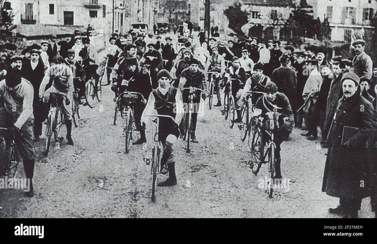 Primera sortida Volta Ciclista a Catalunya (1911). Stockfoto