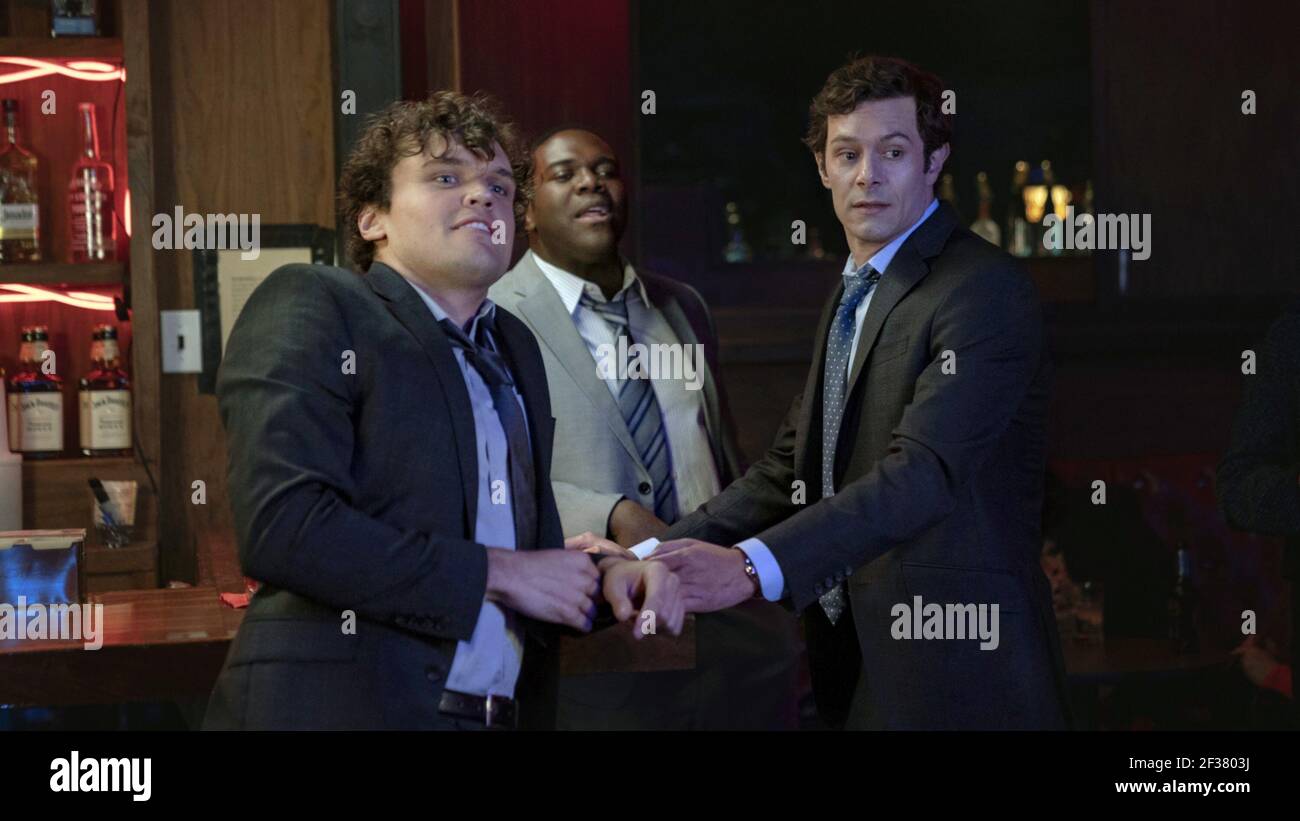 VIELVERSPRECHENDE JUNGE FRAU, von links: Ray Nicholson, Sam Richardson, Adam Brody, 2020. ph: Merie Weismiller Wallace / © Focus Features / Courtesy Everett Collection Stockfoto