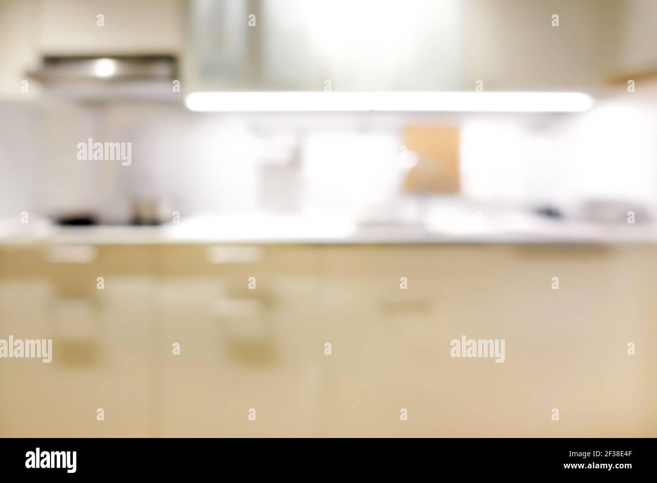 Verschwommenes Kücheninterieur als Hintergrund Stockfoto