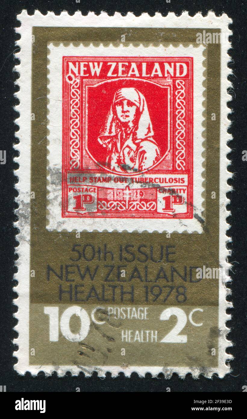 NEUSEELAND - UM 1978: Briefmarke gedruckt von Neuseeland, zeigt 50th Health Stamp Ausgabe, Krankenschwester, um 1978 Stockfoto