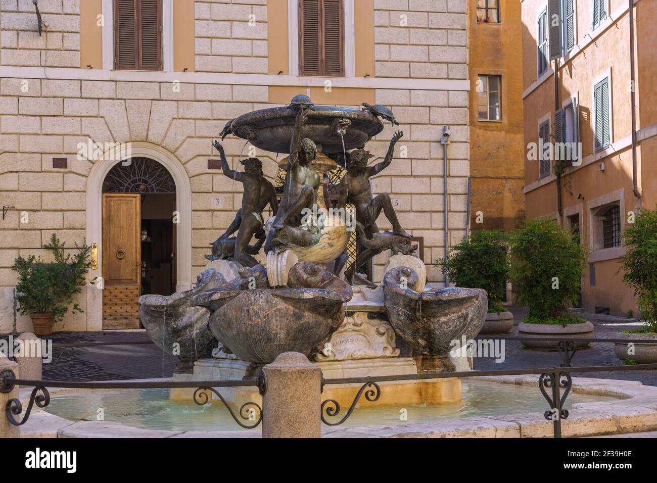 Geographie / Reisen, Italien, Latium, Rom, plaza Mattei, Fontana delle Tartarughe, Additional-Rights-Clearance-Info-not-available Stockfoto