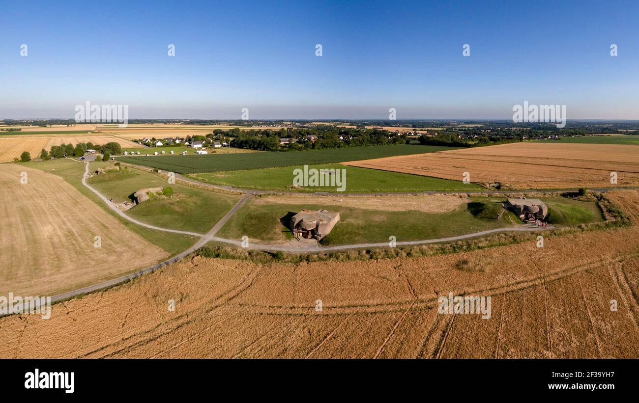 Longues-sur-Mer (Normandie, Nordwestfrankreich): Deutscher Artillerieakku des Zweiten Weltkriegs (nicht für Postkartenproduktion erhältlich) Stockfoto