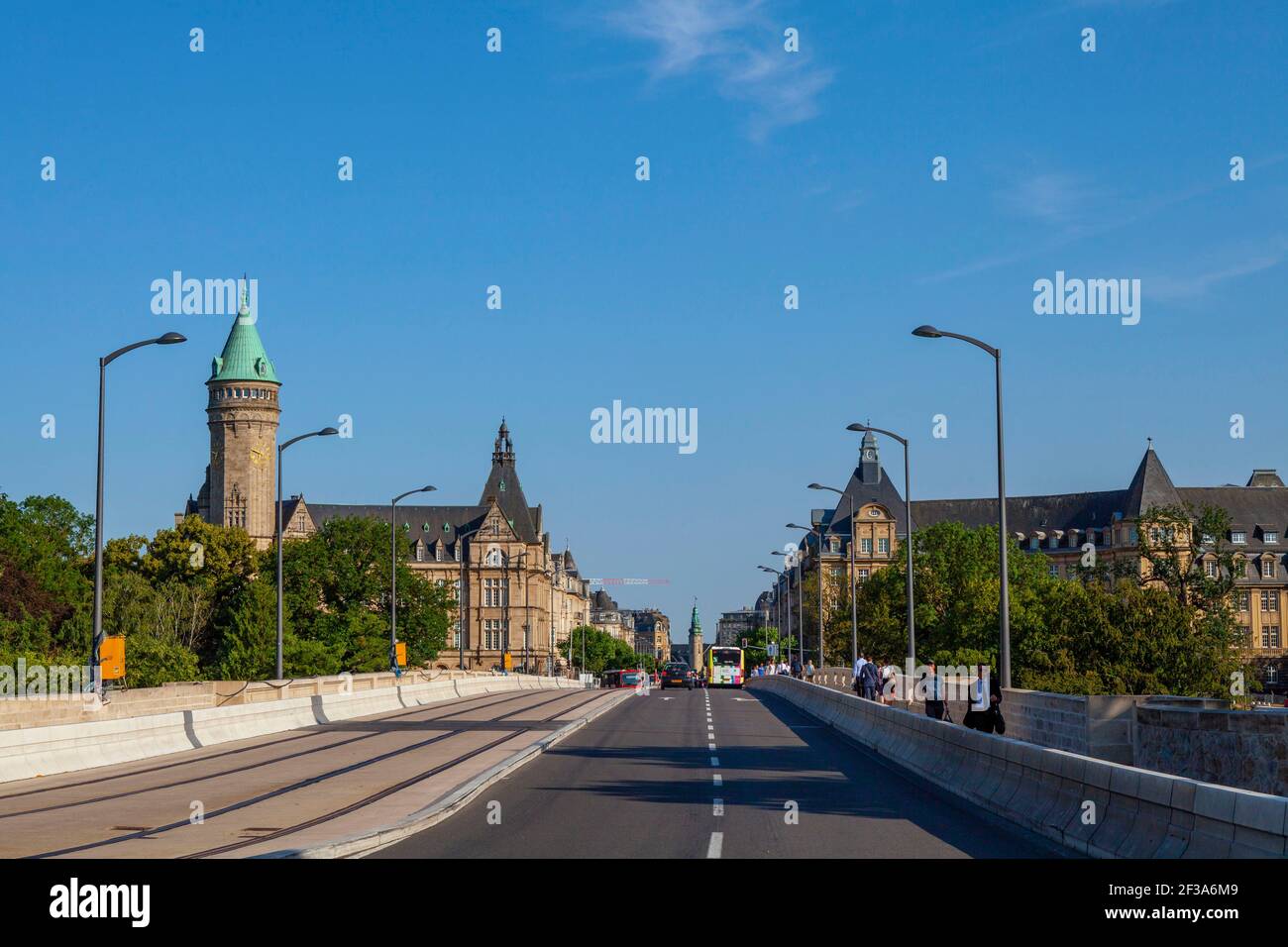Luxemburg: Die Adolphe-Brücke und die Oberstadt, Luxemburg-Stadt Stockfoto