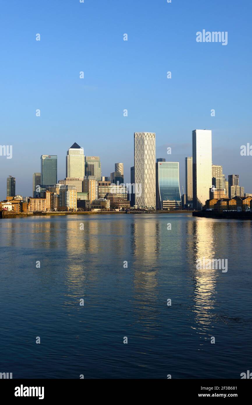 Canary Wharf Estate, Docklands, Themse River side, East London, Großbritannien Stockfoto