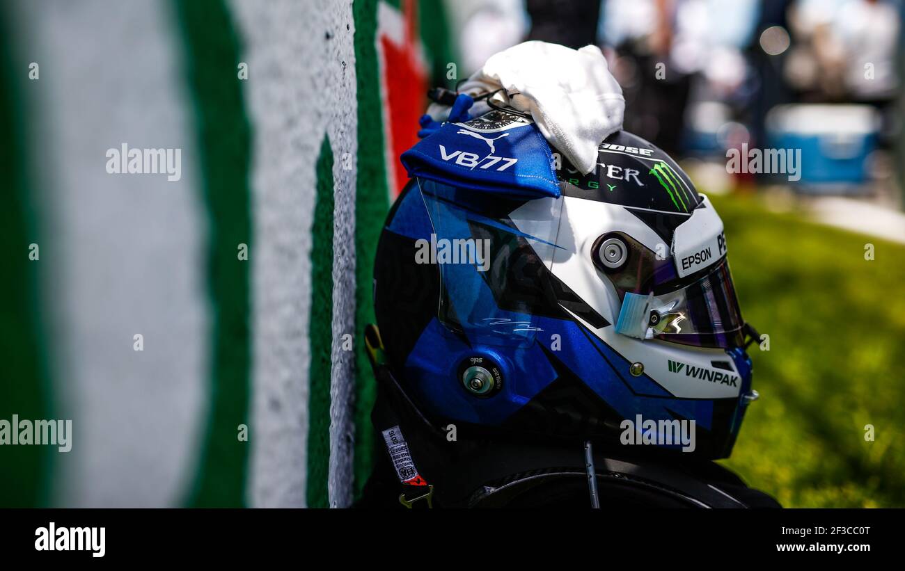 Helm, Kaské, BOTTAS Valtteri (FIN), Mercedes AMG F1 Petronas GP W09 Hybrid EQ Power+, während der Formel 1 Weltmeisterschaft 2018, Grand Prix von Kanada vom 7. Bis 10. Juni in Montreal - Foto DPPI Stockfoto