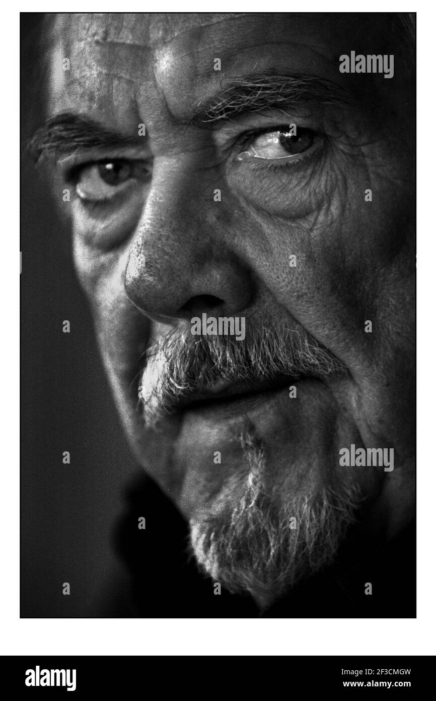 Der amerikanische Regisseur Robert Altman in London Dez 2000 Stockfoto