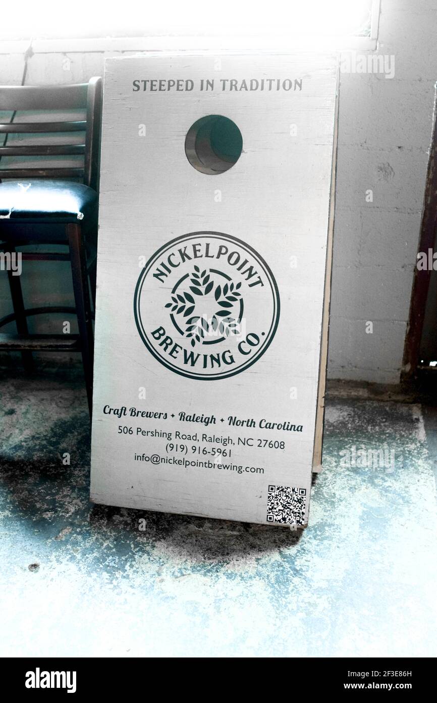 Nicklepoint Brewing Company in Raleigh, NC. Lokale Handwerksbrauerei mit großer Auswahl an Bieren, Ales und Stouts. Stockfoto