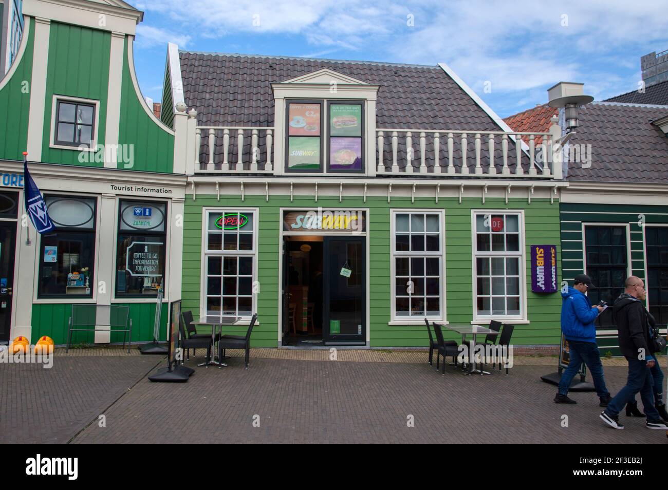 U-Bahn-Restaurant In Zaandam Niederlande 14-11-2020 Stockfoto