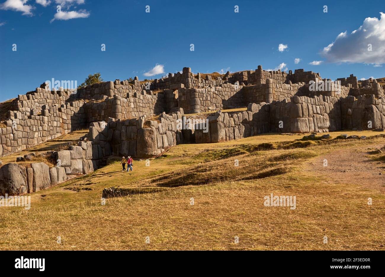 Riesige Mauern der Inka-Festung Saqsayhuaman, in der Nähe von Cusco, Peru, Südamerika Stockfoto