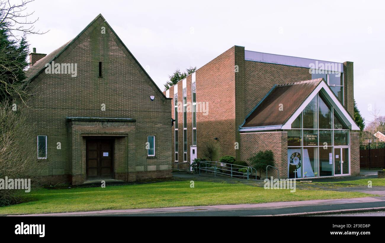 Blagreaves Lane, Derby, 14. März 2021: Die Newmount Methodist Church mit neuen und alten Gebäuden in einem Vorort von Derby UK Stockfoto