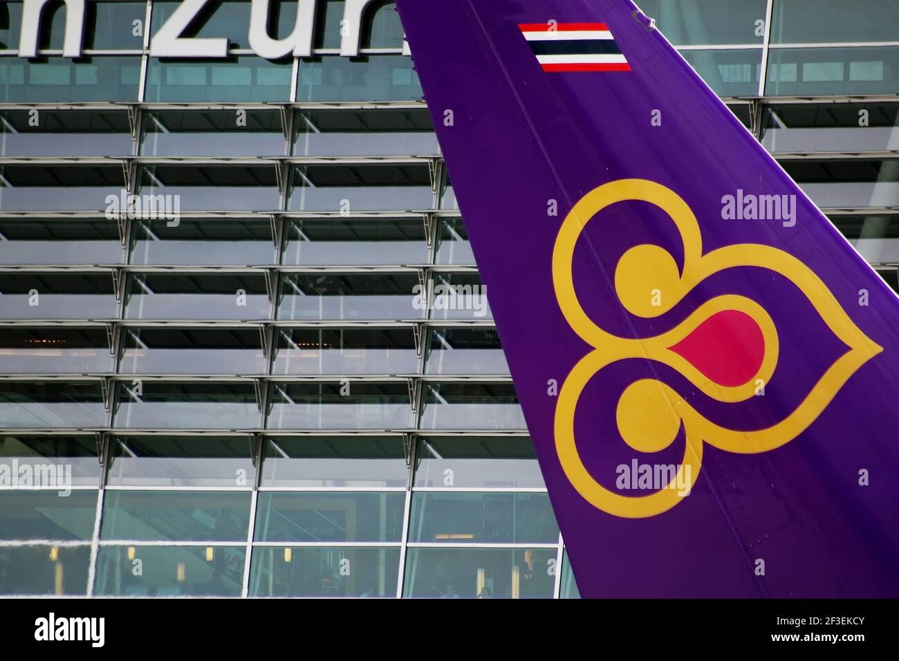 15-03-2021 - Generic Airplanes - HS-TNA - Thai Airways - Airbus A340. Seriennummer 677, Typ 340-642. Erstflug am 6,06.2005, geliefert nach Thai Ai Stockfoto