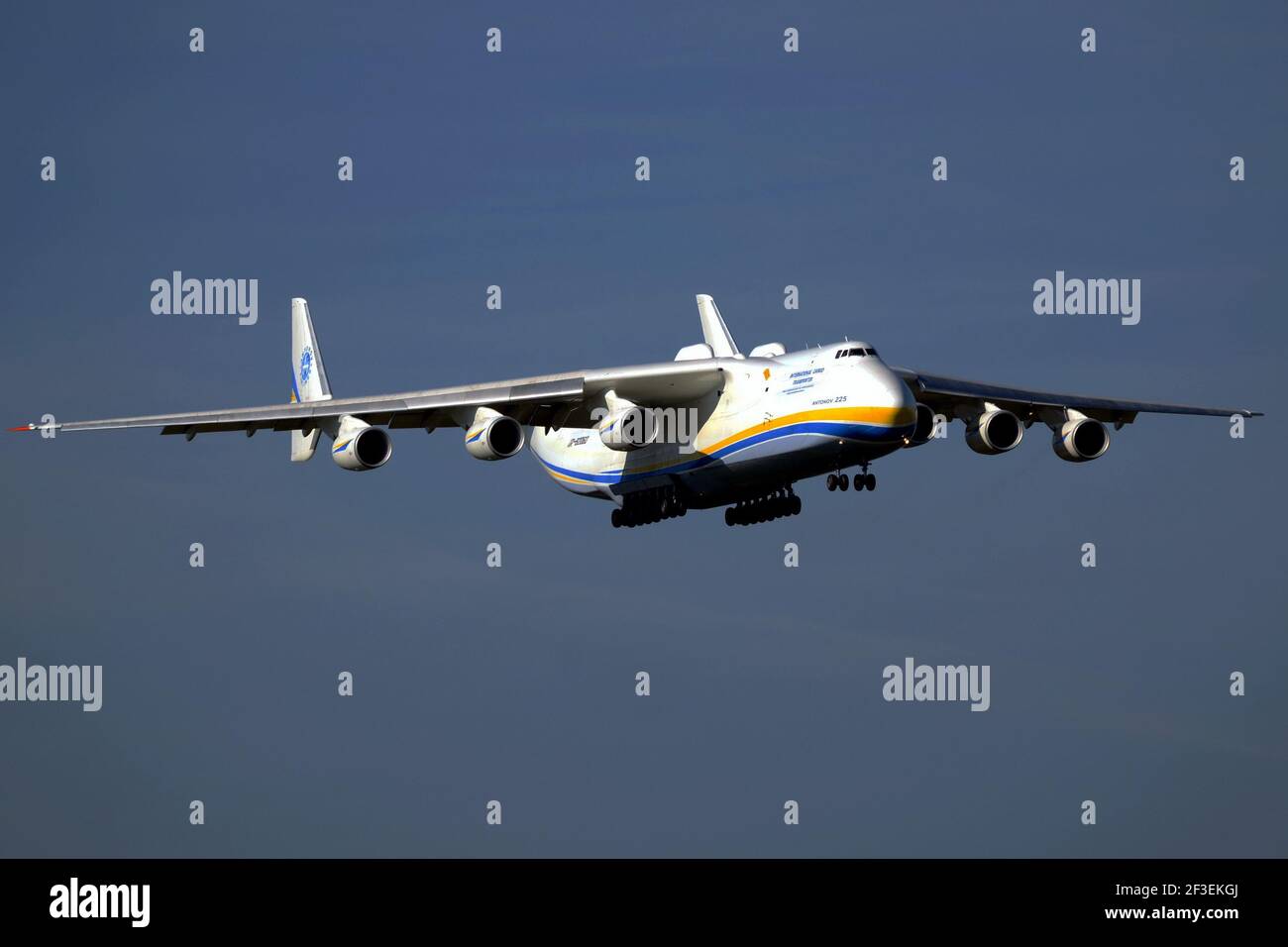 15-03-2021 - Generic Airplanes - UR-82060 - Antonov Airlines - Antonov AN225. Seriennummer 19530503763. Geliefert an Antonov Airlines am 21,12.1988. Stockfoto