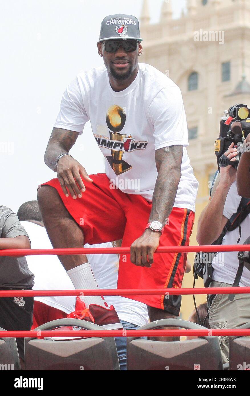 MIAMI, FL - 25. JUNI: LeBron James in Miami Heat 2012 NBA Championship Celebration in AmericanAirlines Arena am 25. Juni 2012 in Miami, Florida. Personen: Lebron James Stockfoto