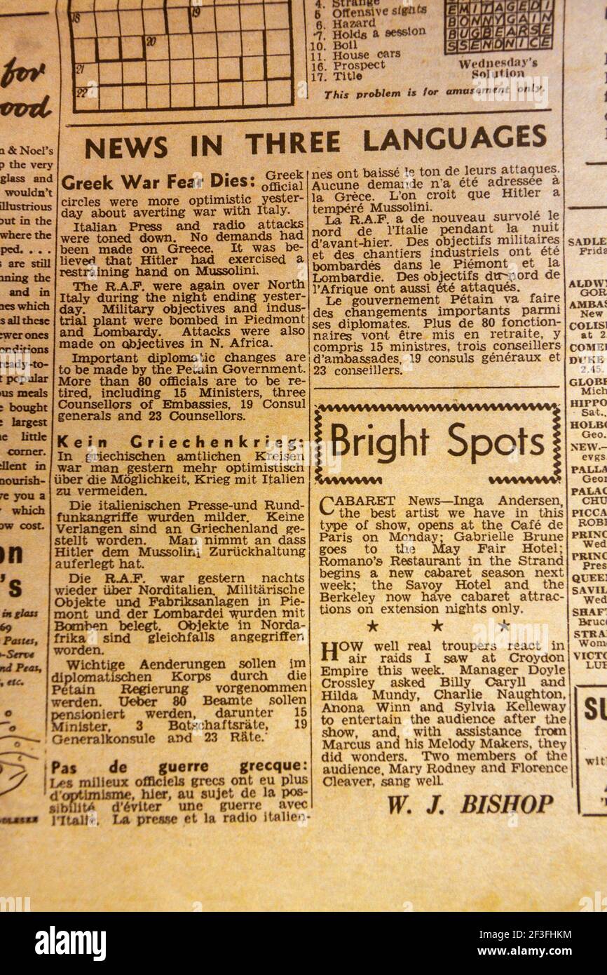 „Nachrichten in drei Sprachen“ in der Tageszeitung Daily Sketch (Replik), 29. August 1940 (während des Blitzes). Stockfoto