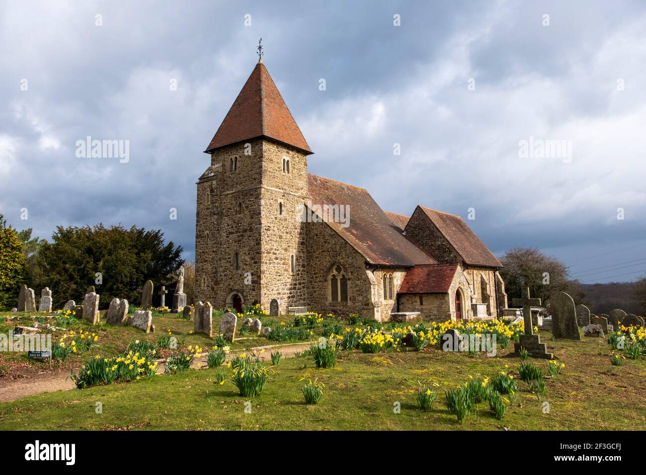 St Laurence Church, Gastling im Frühjahr, East Sussex, Großbritannien Stockfoto