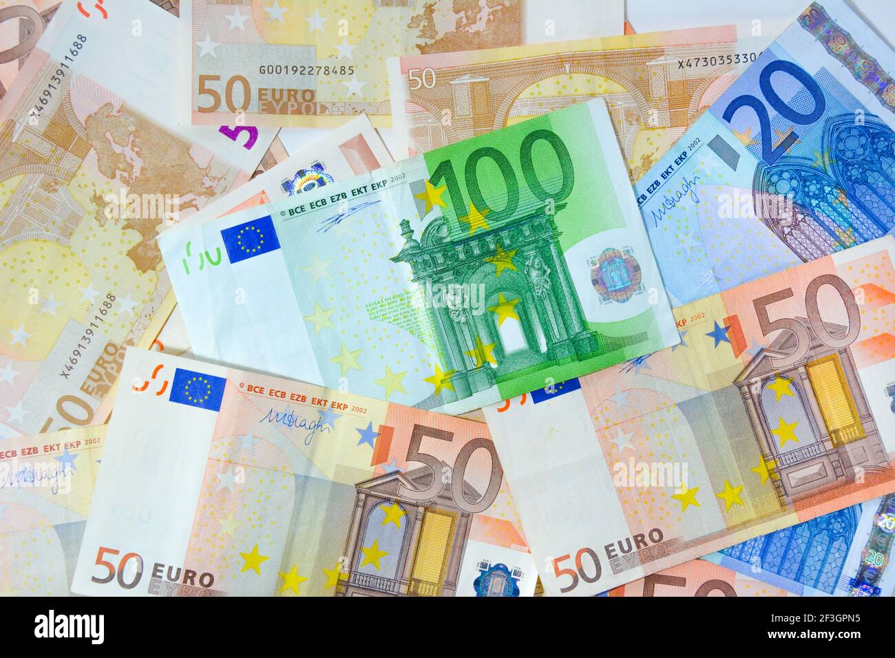 Geld - Euro Währung (EUR) Rechnungen als Hintergrund Stockfoto