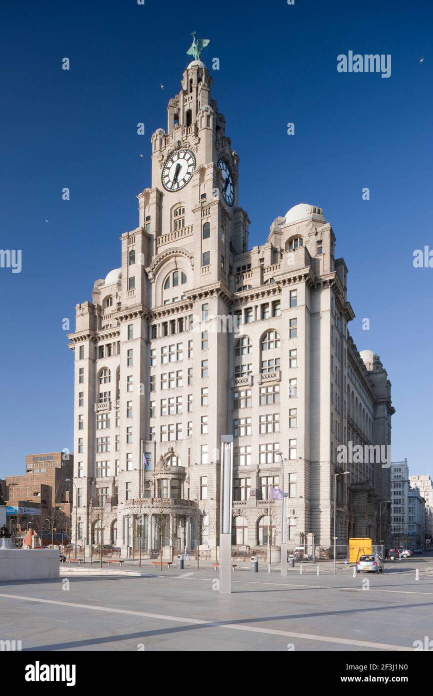 The Liver Building in Pier Head, Liverpool, Merseyside, England, Großbritannien. Walter Aubrey Thomas Stockfoto