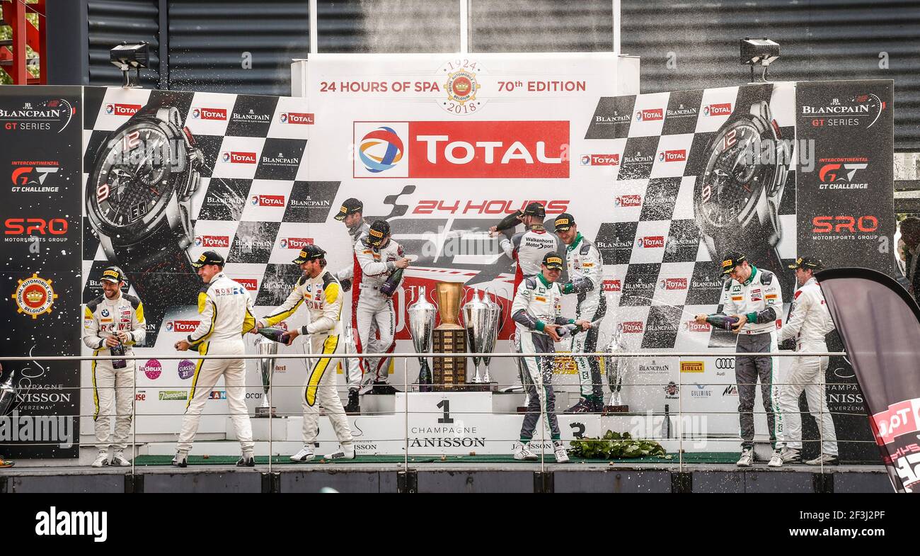 99 Alexander Sims (GBR), Jens Klingmann (DEU),Nicky Catsburg (NDL), ROWE Racing, BMW M6 GT3, 34 Philipp eng (deu), Tom Blomqvist (gbr), Christian Krognes (NOR), Walkenhorst Motorsport, BMW M6 GT3, 29 Kelvin van der Linde (zaf), Sheldon van der Linde (zaf), Jeffrey Schmidt (che), Montaplast by Land-Motorsport, Audi R8 LMS, 25 Markus Winkelhock (deu), Christopher Haase (deu), Frederic Vervisch (bel), Audi Sport Team Sainteloc Racing, Audi R8 LMS, Podium Ambiente während der 2018 Blancpain Endurance Series Meisterschaft 24 Stunden von Spa, vom 25. Bis 29. Juli, Spa Francorchamps, Belgien - Foto Francoi Stockfoto