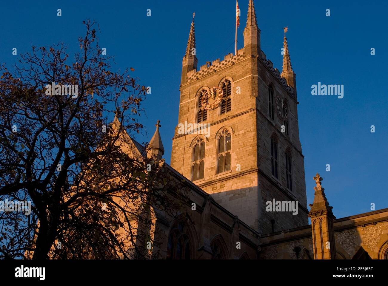 Southwark Cathedral oder Collegiate Church of St Saviour and St Mary Overie, London, SE1, England Stockfoto