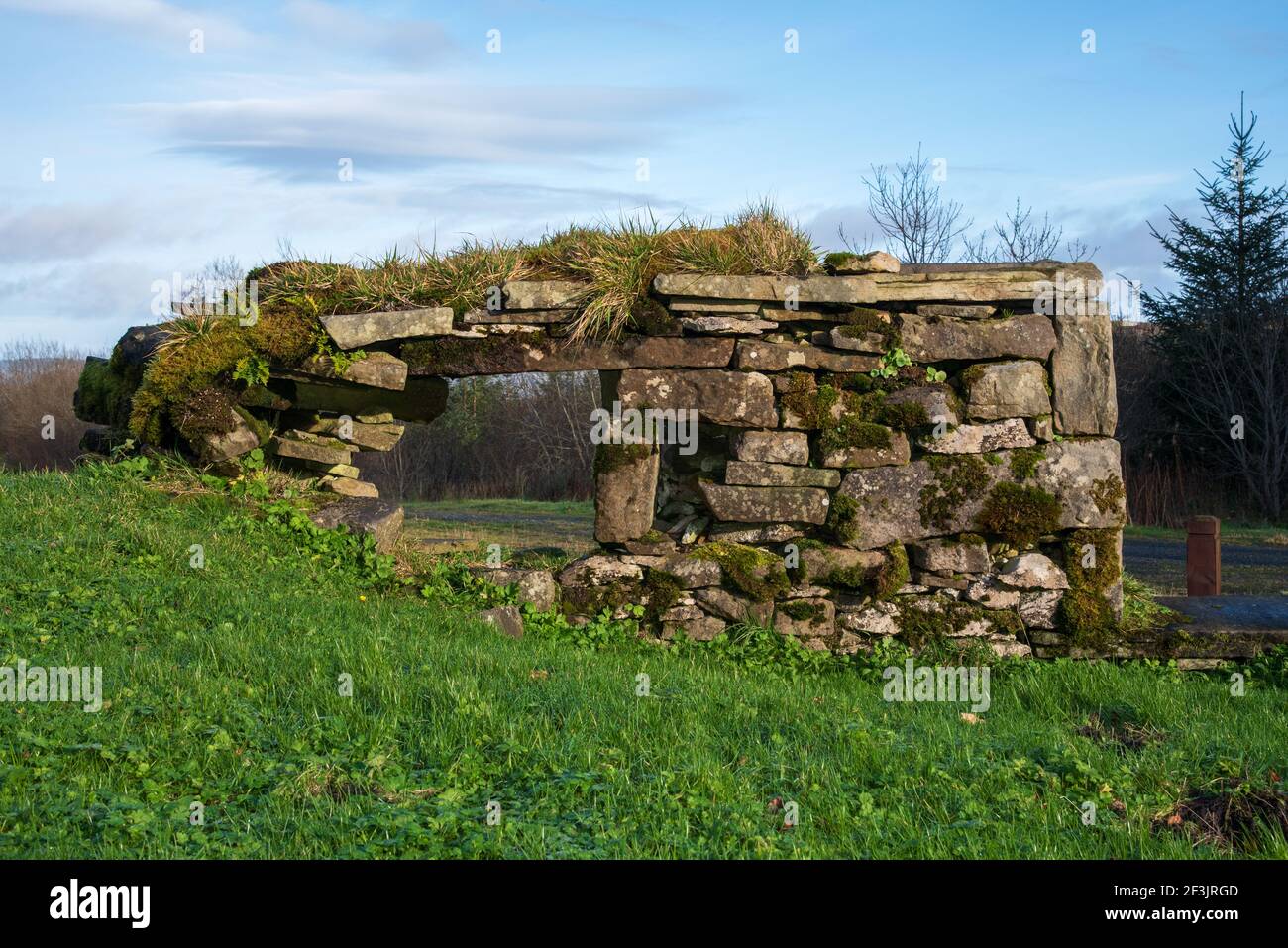 Alte Stein Berghütte Ruine in Cavan Burren Park, Co, Cavan, Irland, Stockfoto