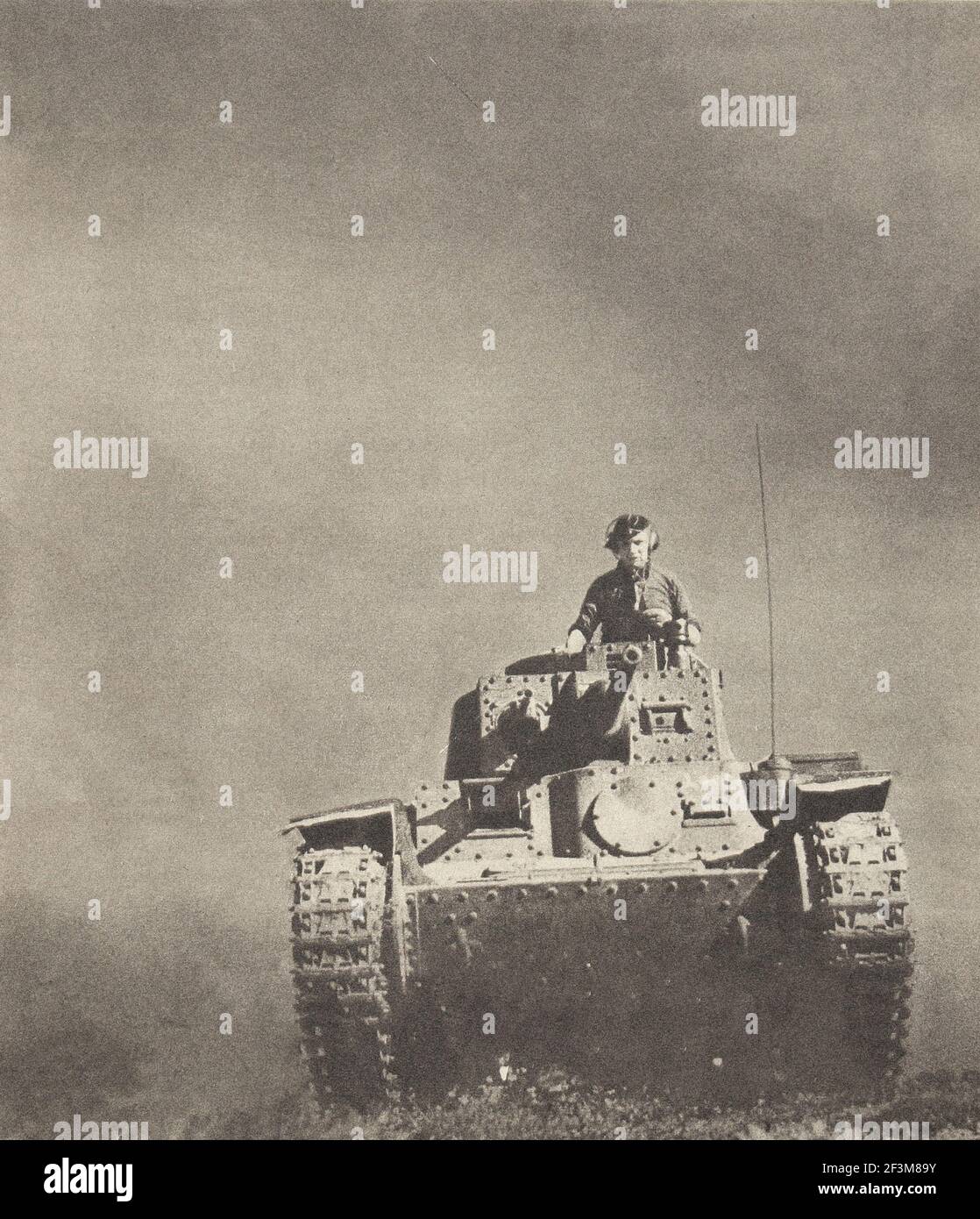 Weltkrieg II Periode aus deutschen Propaganda Nachrichten. Deutscher Panzer in der Schlacht von Frankreich. Sieg im Westen. 1940 Stockfoto