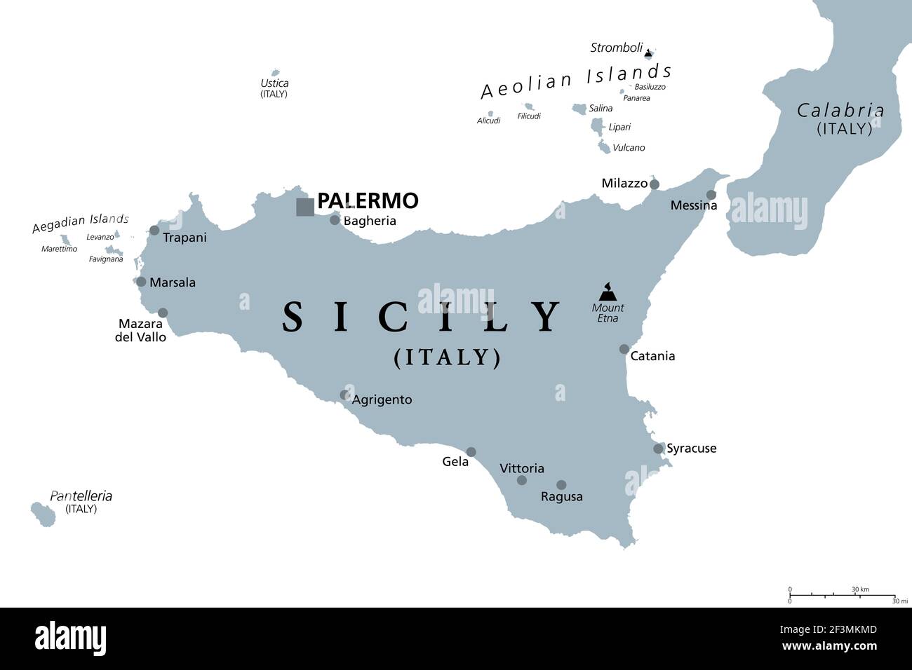 Sizilien, autonome Region Italien, graue politische Karte, mit Hauptstadt Palermo, Äolischen und Ägadischen Inseln, Vulkan Ätna und wichtige Städte. Stockfoto