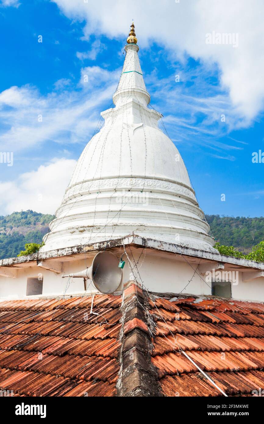 Stupa in der Rambadagalla Viharaya Tempel in der Nähe Kurunegala in Sri Lanka Stockfoto