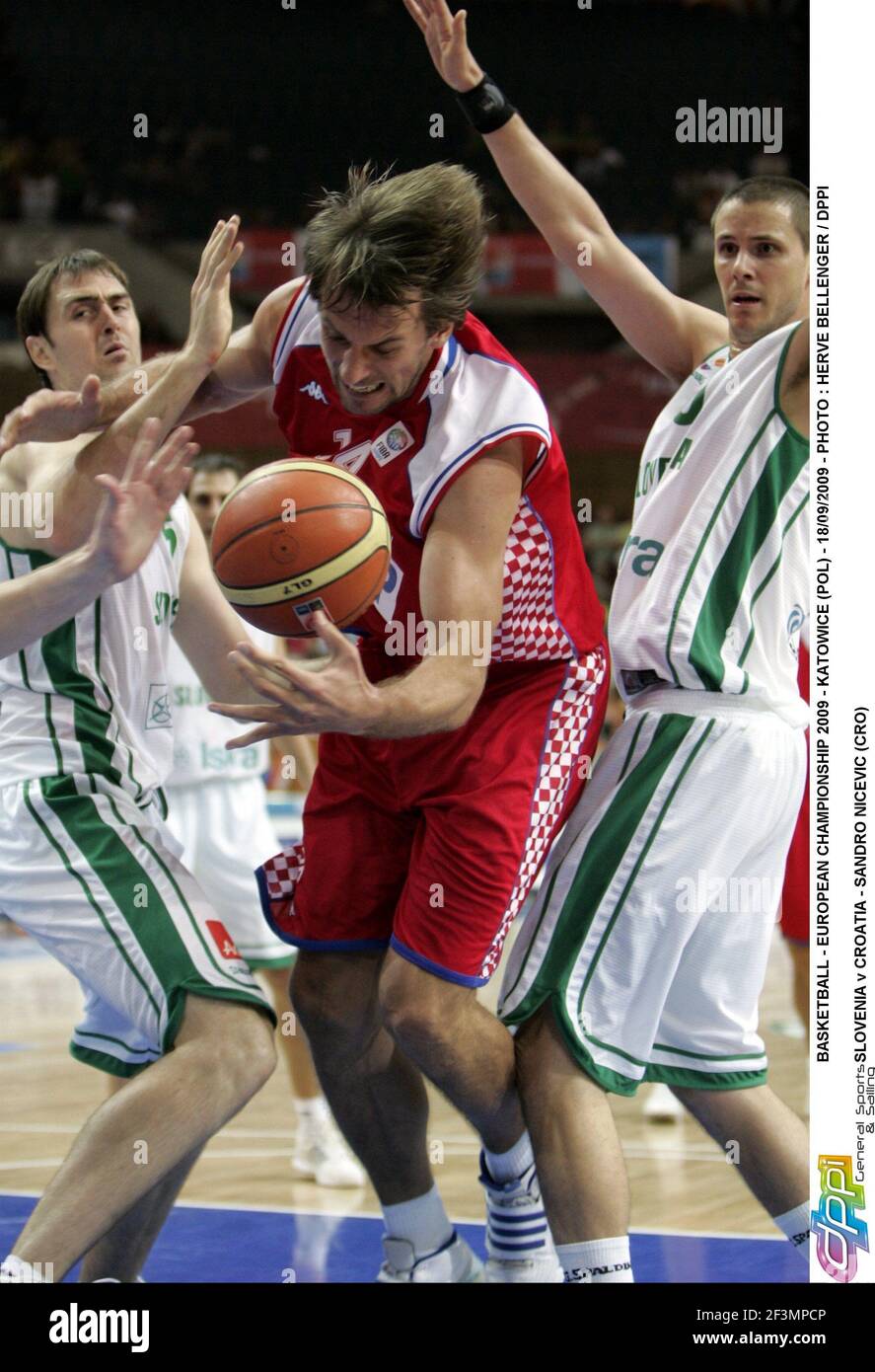 BASKETBALL - EUROPAMEISTERSCHAFT 2009 - KATOWICE (POL) - 18/09/2009 - FOTO : HERVE BELLENGER / DPPI SLOVENIA / KROATIEN - SANDRO NICEVIC (CRO) Stockfoto