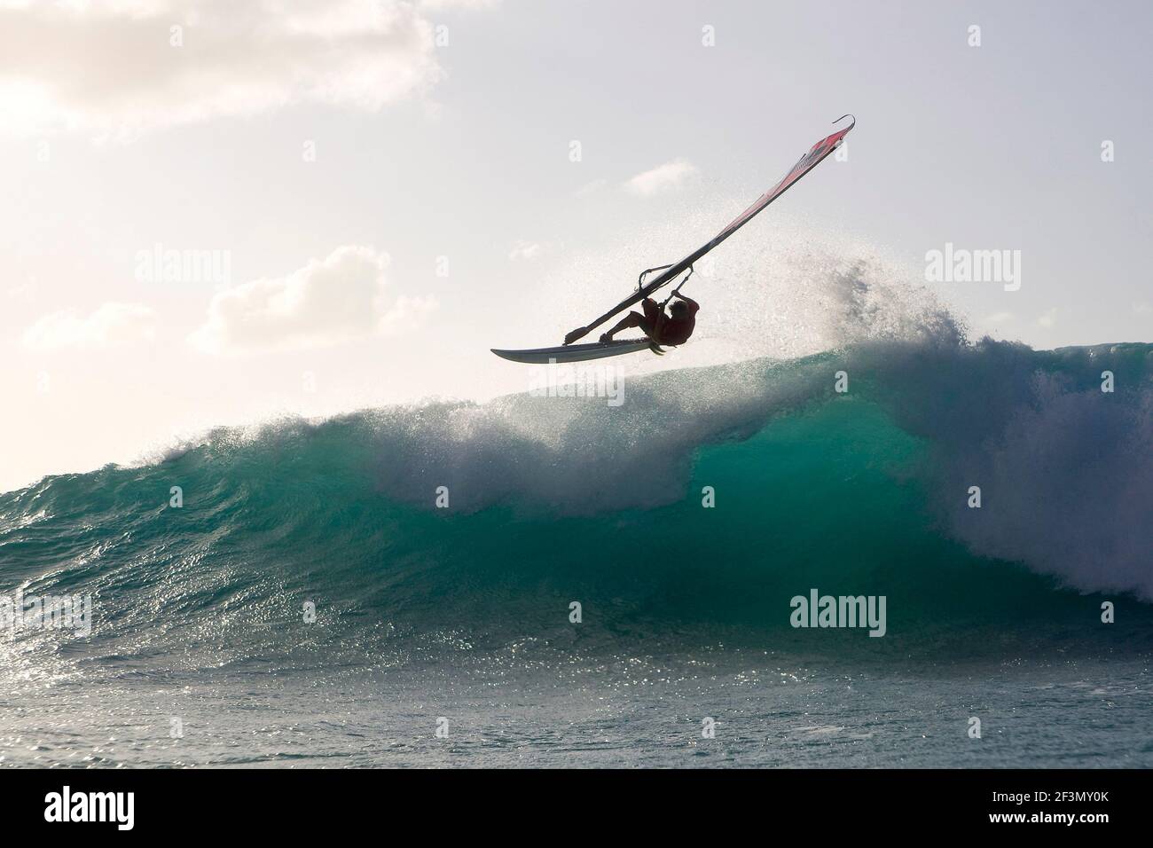 WINDSURFEN - ILLUSTRATION - GUADELOUPE - 29/03/2009 - FOTO : MAXIME HOUYVET / DPPI - CAMILLE JUBAN (GUADELOUPE) - KONTAKTIEREN SIE UNS FÜR KOMMERZIELLE ZWECKE - Stockfoto