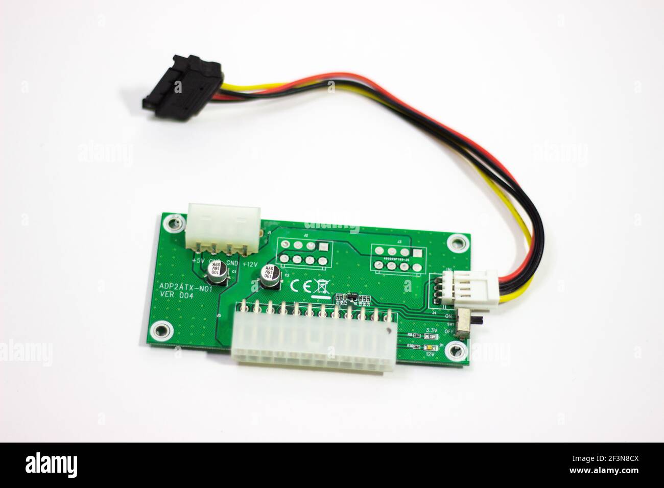 Synchronisator für Stromversorgung. Gerät zum Sammeln Bergbaubetrieb. Bergbaubrett. Mikroschaltung für den Anschluss von Videokarten. Stockfoto