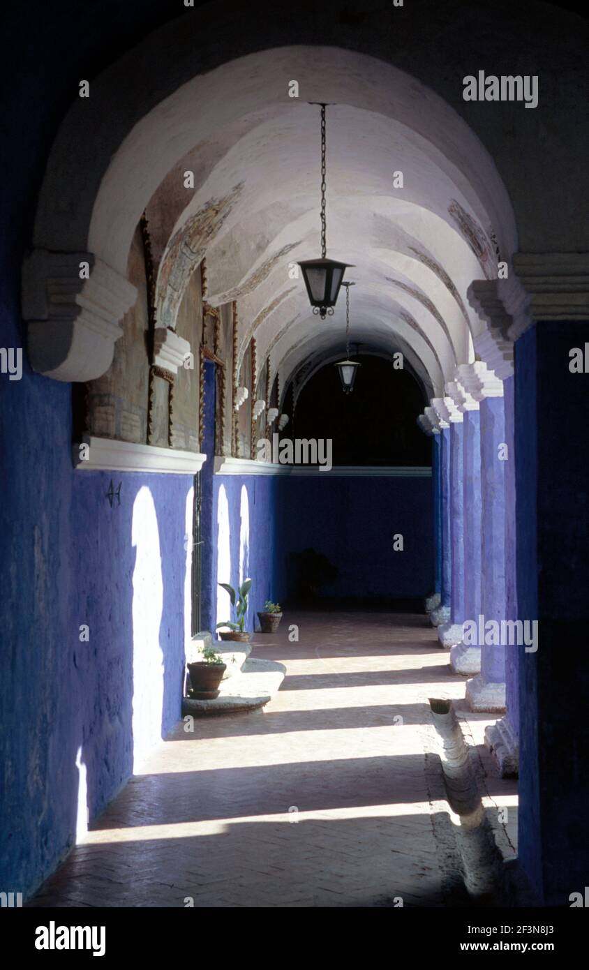 Das Monasterio de Santa Catalina wurde 1580 erbaut und ist ein Klausurkloster. Gebaut in einem Mudejar-Stil, sind die Wände in hellen Farben gestrichen. Die Mo Stockfoto