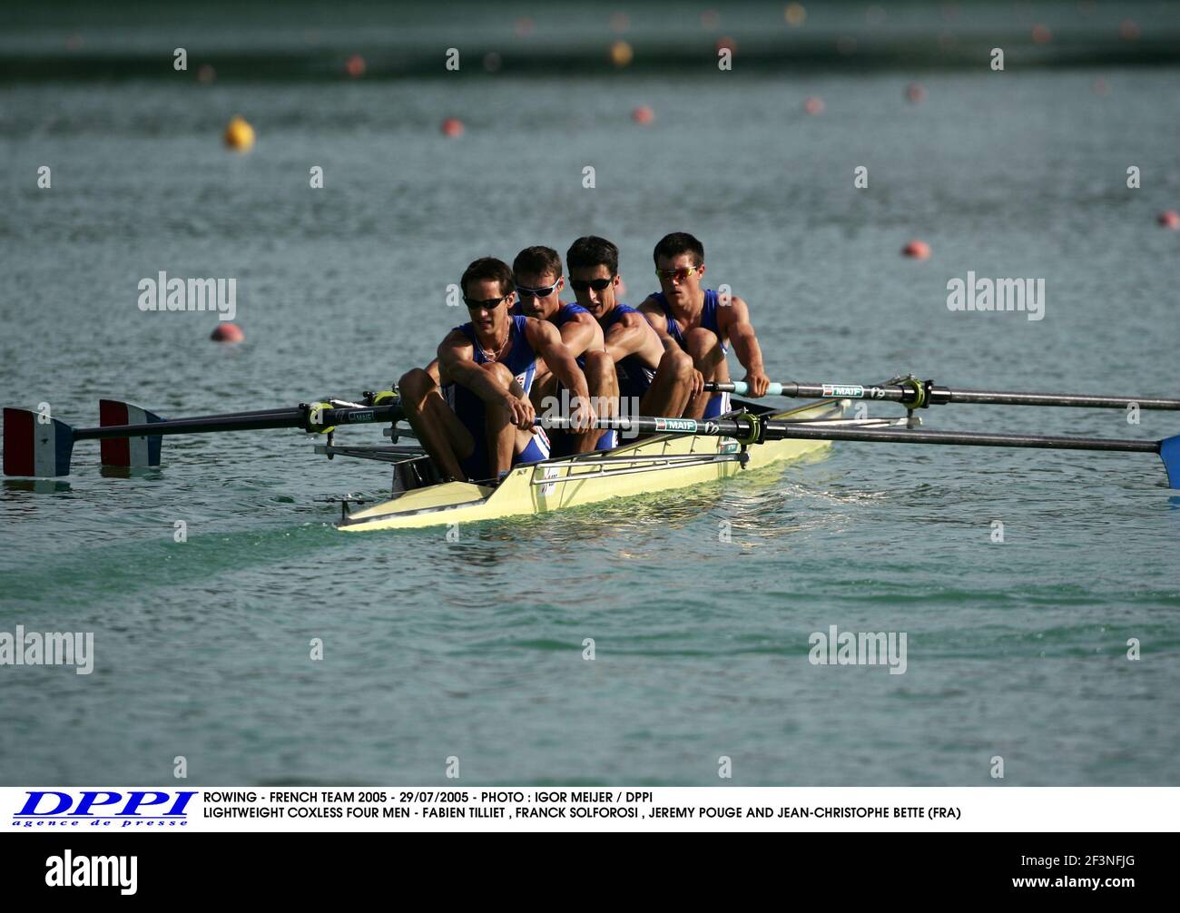 RUDERN - FRANZÖSISCHES TEAM 2005 - 29/07/2005 - FOTO : IGOR MEIJER / DPPI LEICHTGEWICHT COXLESS VIER MÄNNER - FABIEN TILLIET , FRANCK SOLFOROSI , JEREMY POUGE UND JEAN-CHRISTOPHE BETTE (FRA) Stockfoto