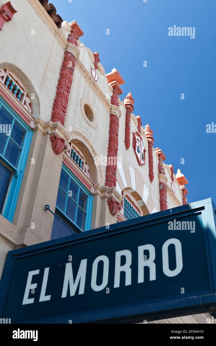 Frontfassade Detail des historischen El Morro Theater, Gallup, New Mexico, USA. (Eröffnet 1928, mit einer Fassade im spanischen Kolonialstil). Stockfoto