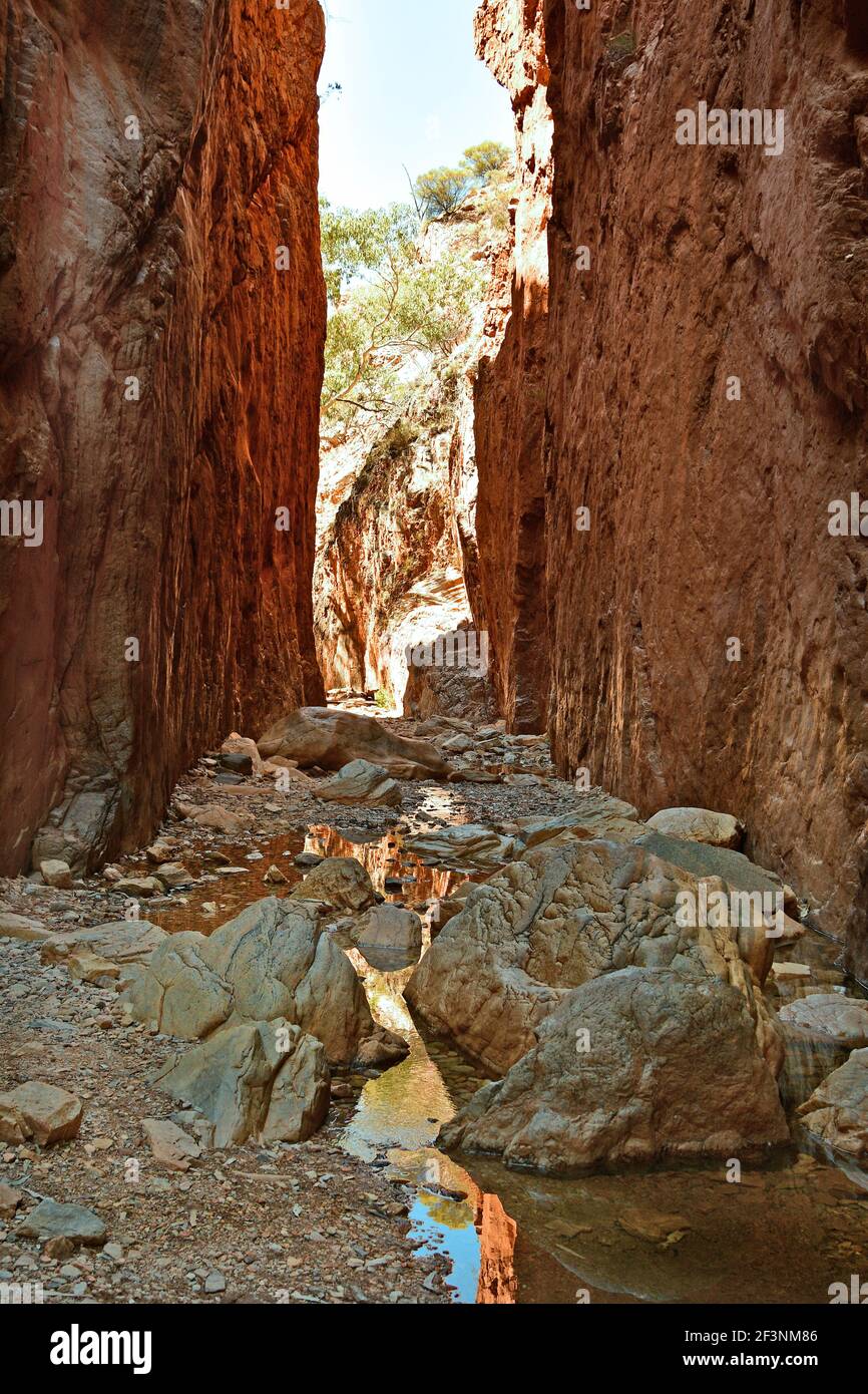 Australien, NT, Standley Chasm in McDonnell Range National Park Stockfoto